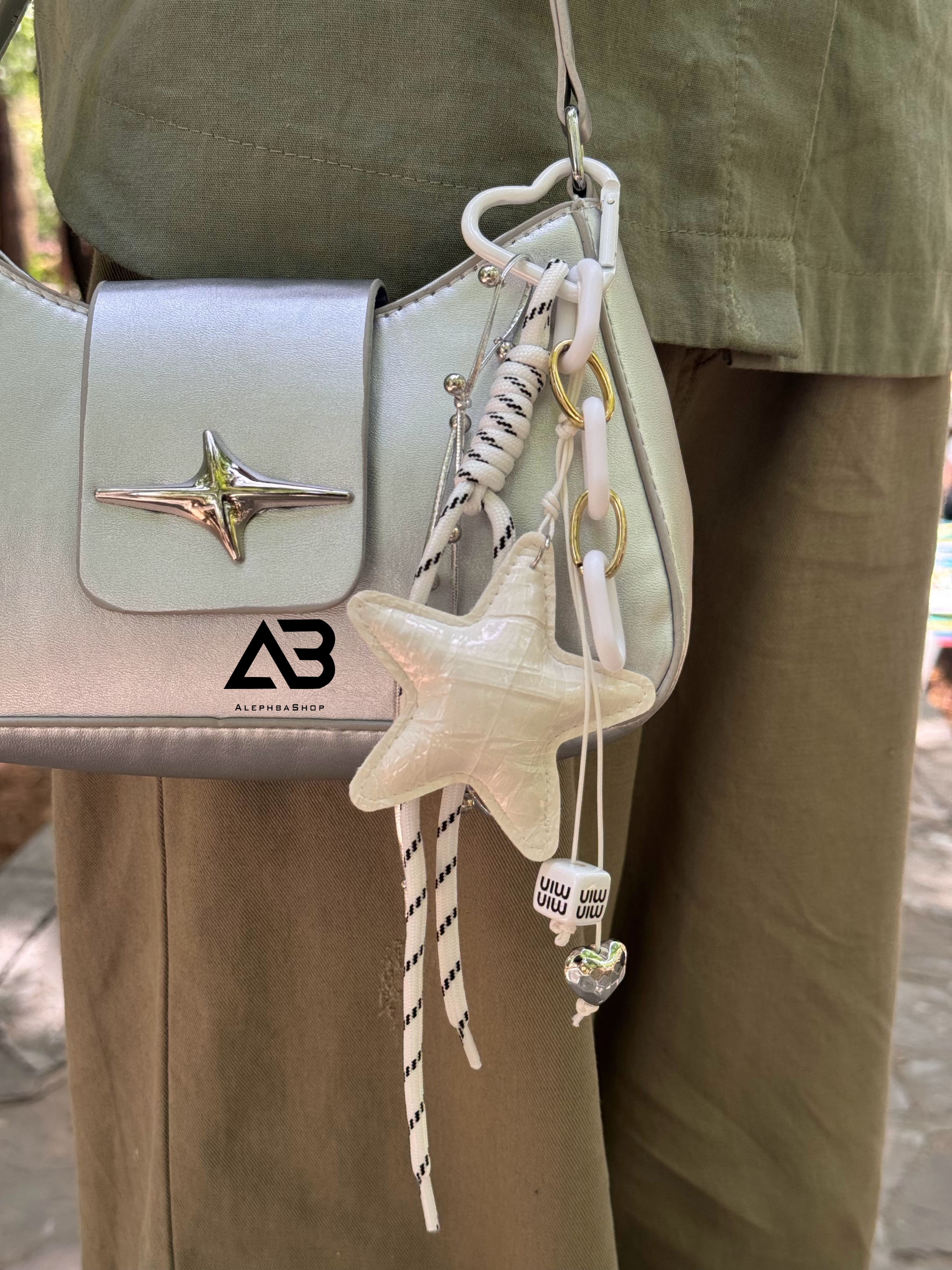 چارم بگ ستاره پینترستی